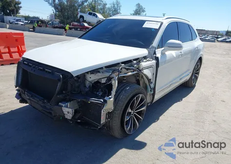 2019 Bentley Bentayga V8 из США, поврежденный, VIN SJAAM2ZV1KC024572